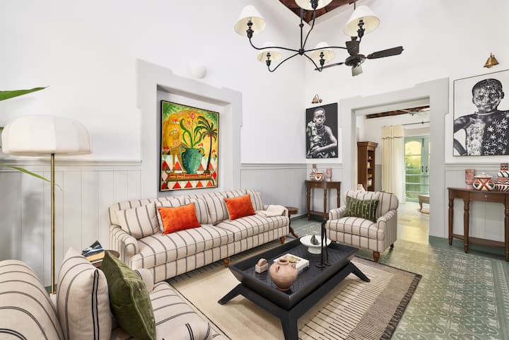 Living room image 1