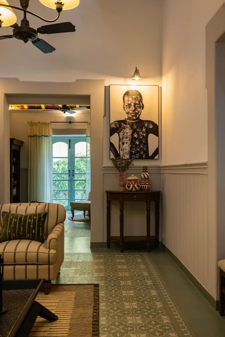 Living room image 10
