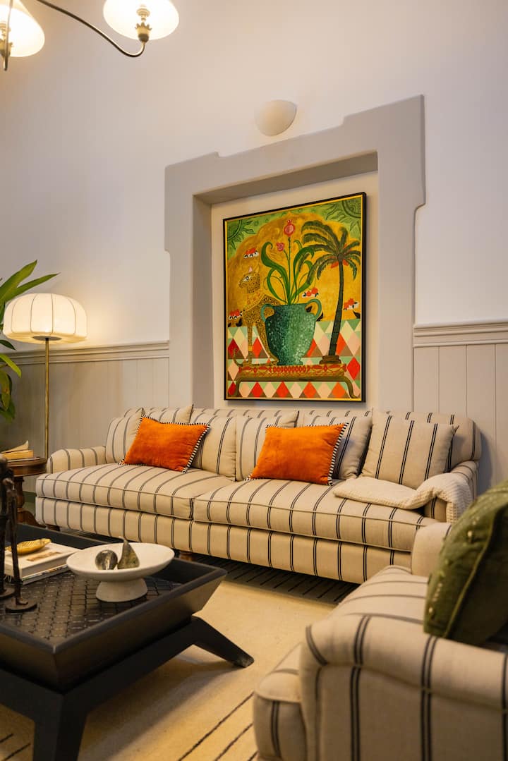 Living room image 4