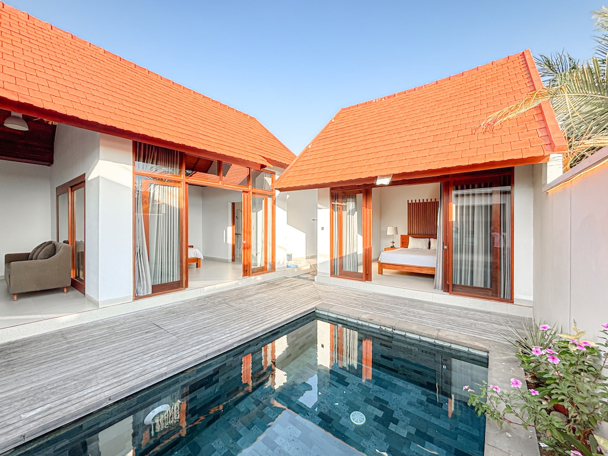 Home in Mengwi · 2 bedrooms · 2 beds · 2 private baths, συγκρίσιμο Airbnb