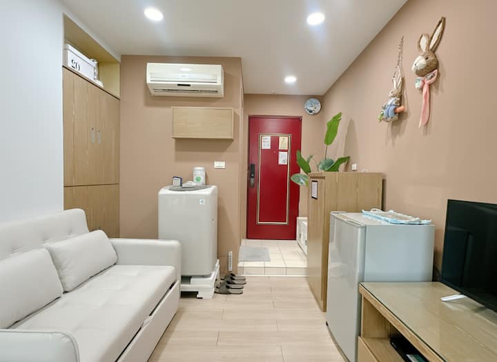 Cozy Hideaway｜忠孝復興站1分鐘・漫步城市的溫柔角落｜jun-exclusive - 內湖區