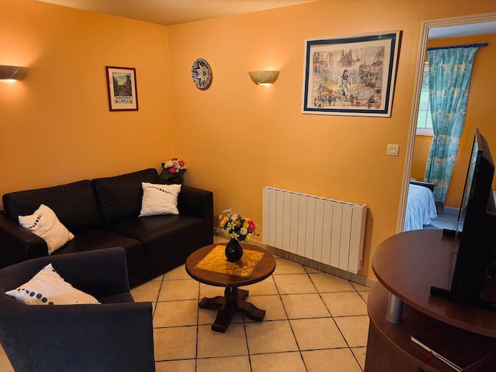 Pays Basque - Location 4 Pers St Jean Pied De Port - Saint-Jean-Pied-de-Port