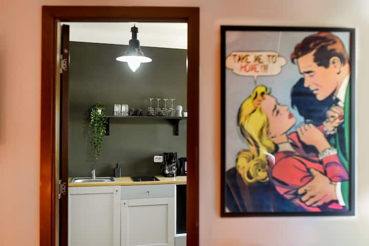 Canvas Studio | Where Art Meets The City - Bucarest