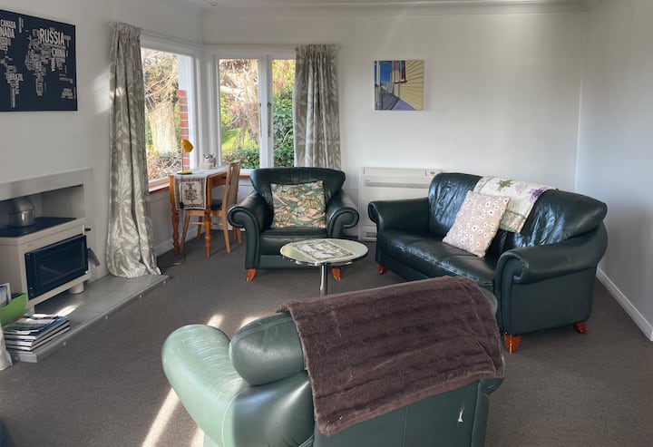 "Aunties" Cozy Bungalow - Long Or Short Term - Dunedin
