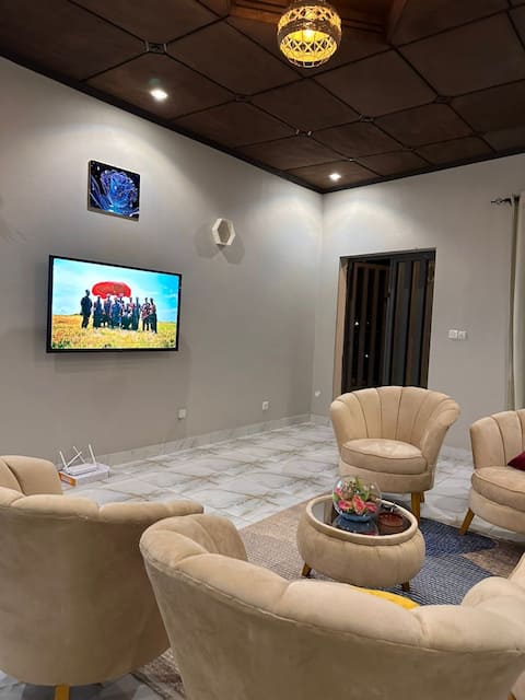 Comfortable apartment 200 m from the city center