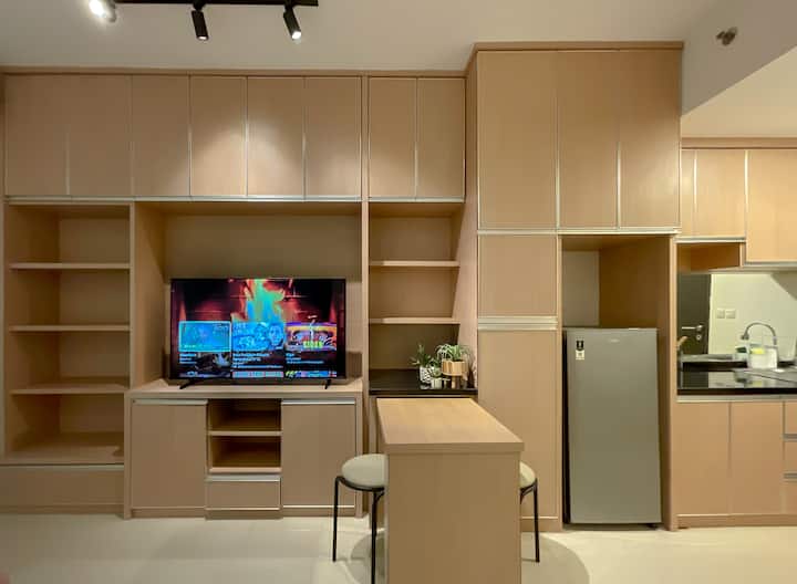 Strategic Apartment At Detos Margonda - Depok