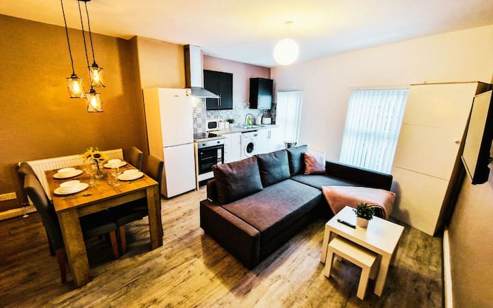 Lodginet Stays - County View | 1br Flat 4 - Liverpool