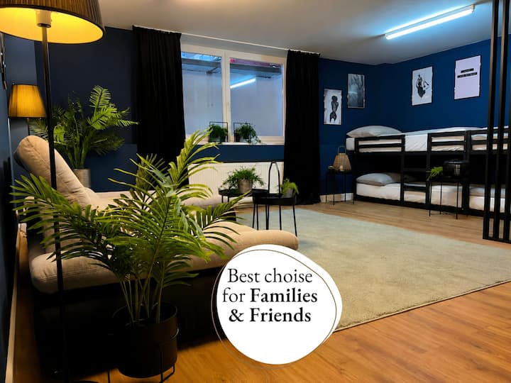 Stylish Souterrain Apartment In City Center - Berlin