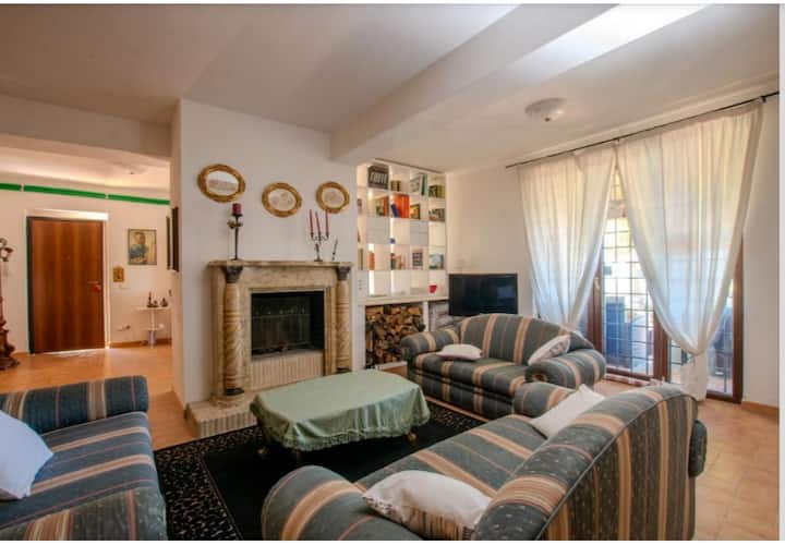 Casa Vacanze Villa Penta Con Piscina - Orte