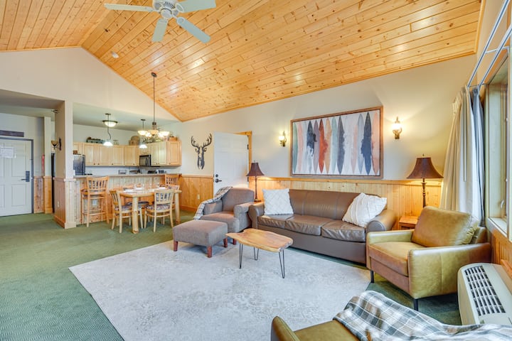 Northern Lakeside Haven With Pool & Lake Access - Two Harbors, MN
