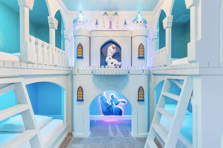Happiest Stay On Earth 9br W/ Pool, Arcade & Loft - Davenport
