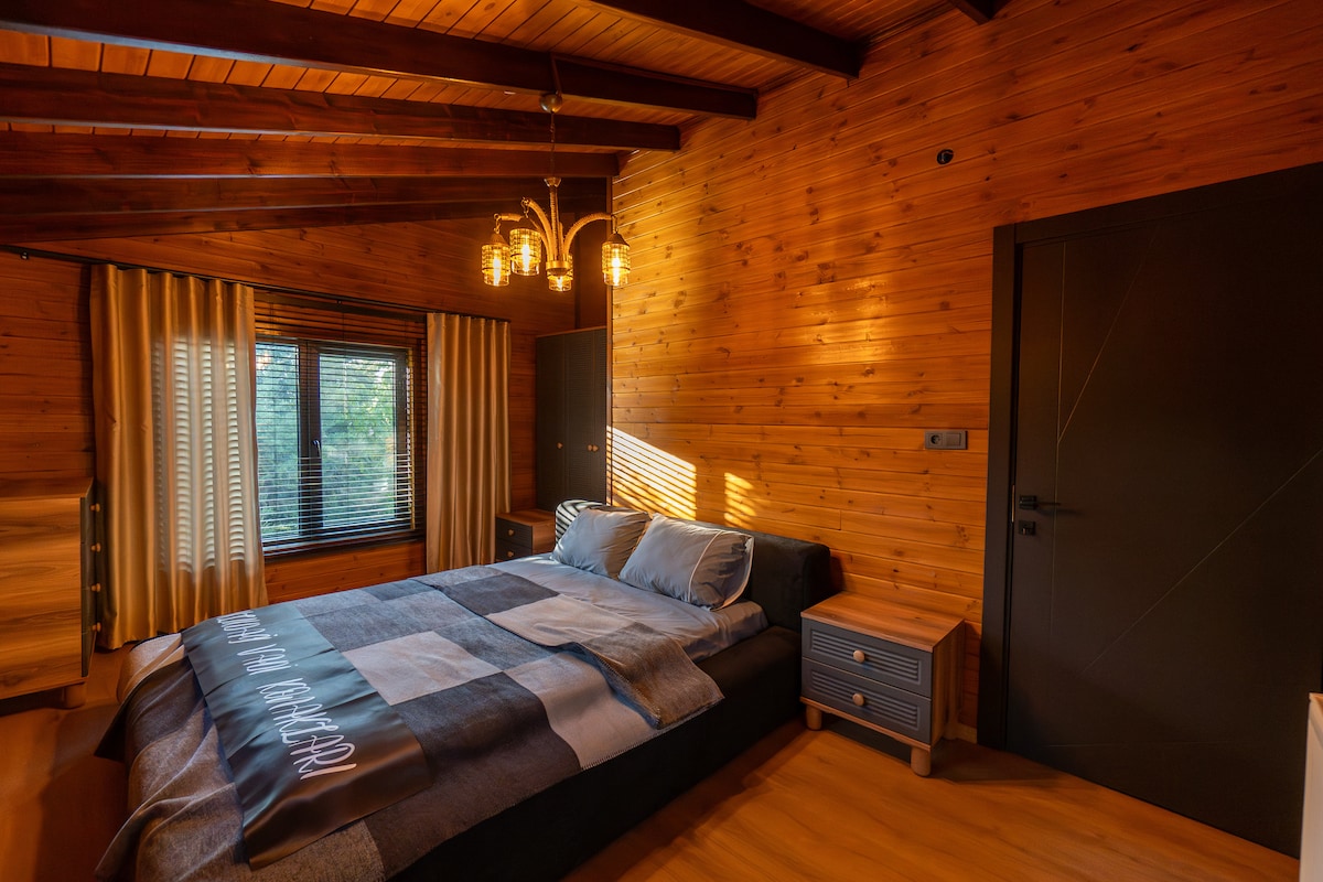 Mükemmel konumda dağ evi