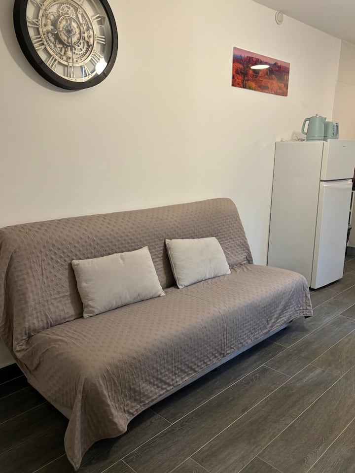 F2 éQuipé Calme Jardin Parking Gratuit Privé
Cdg - Sarcelles