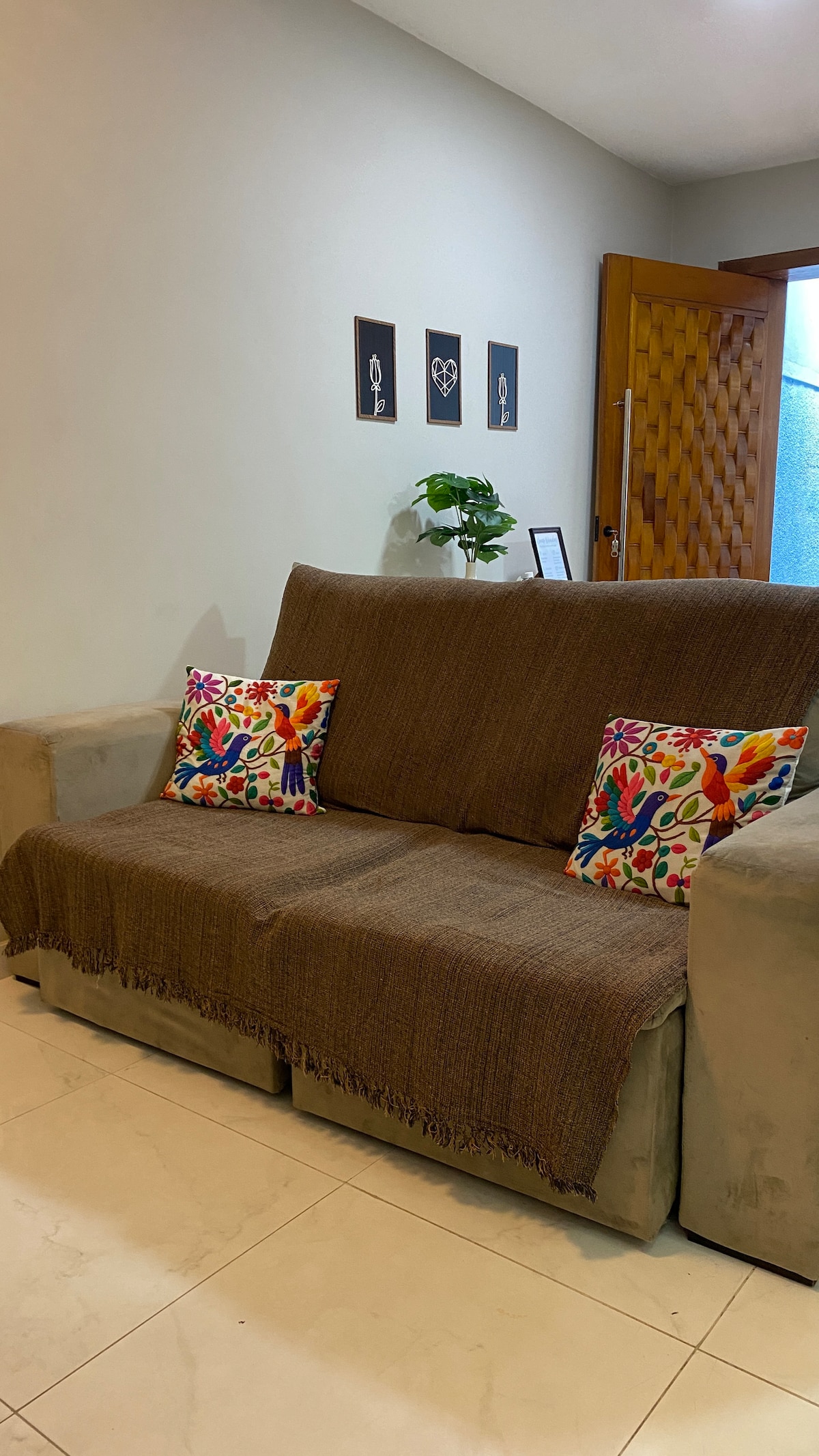 Anúncio popular: 2-Bedroom House with Air Conditioning in Duque de Caxias em Duque De Caxias