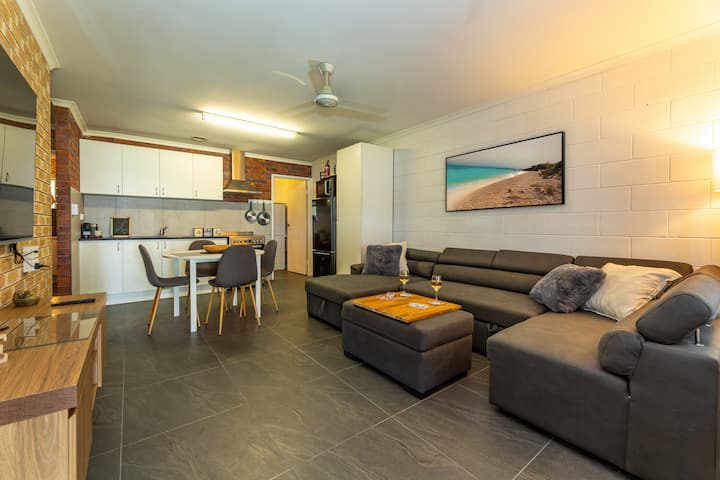 Family-friendly Beachside Retreat - Bargara