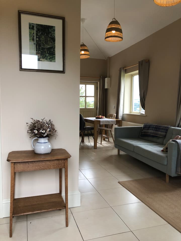 Modern Cosy Country Cottage With Panoramic Views - Gorey