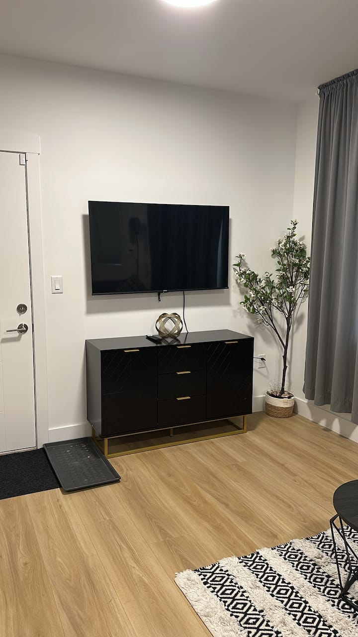 Panorama Viewside Stay - Thompson Rivers University