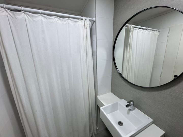 Kitnet com pátio privativo em Palermo Hollywood