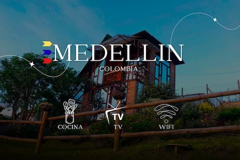 Cozy Cabin + WiFi + Kitchen + TV + Jacuzzi + BBQ @Medellín