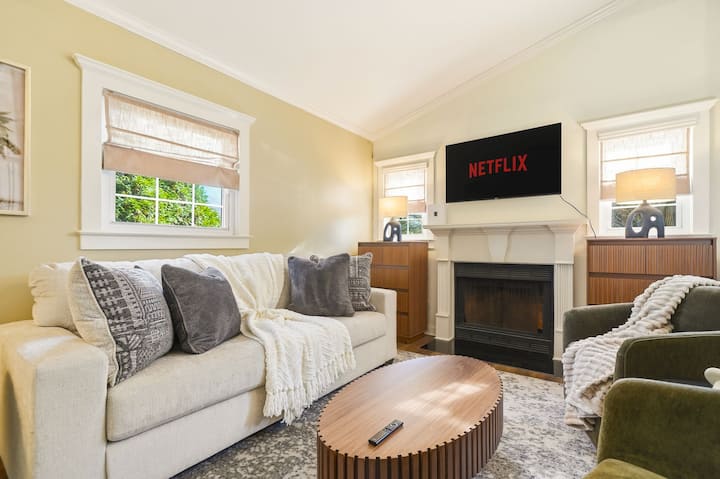 Upscale Retreat | Walk To Marta | Ev Charging - Sandy Springs, GA