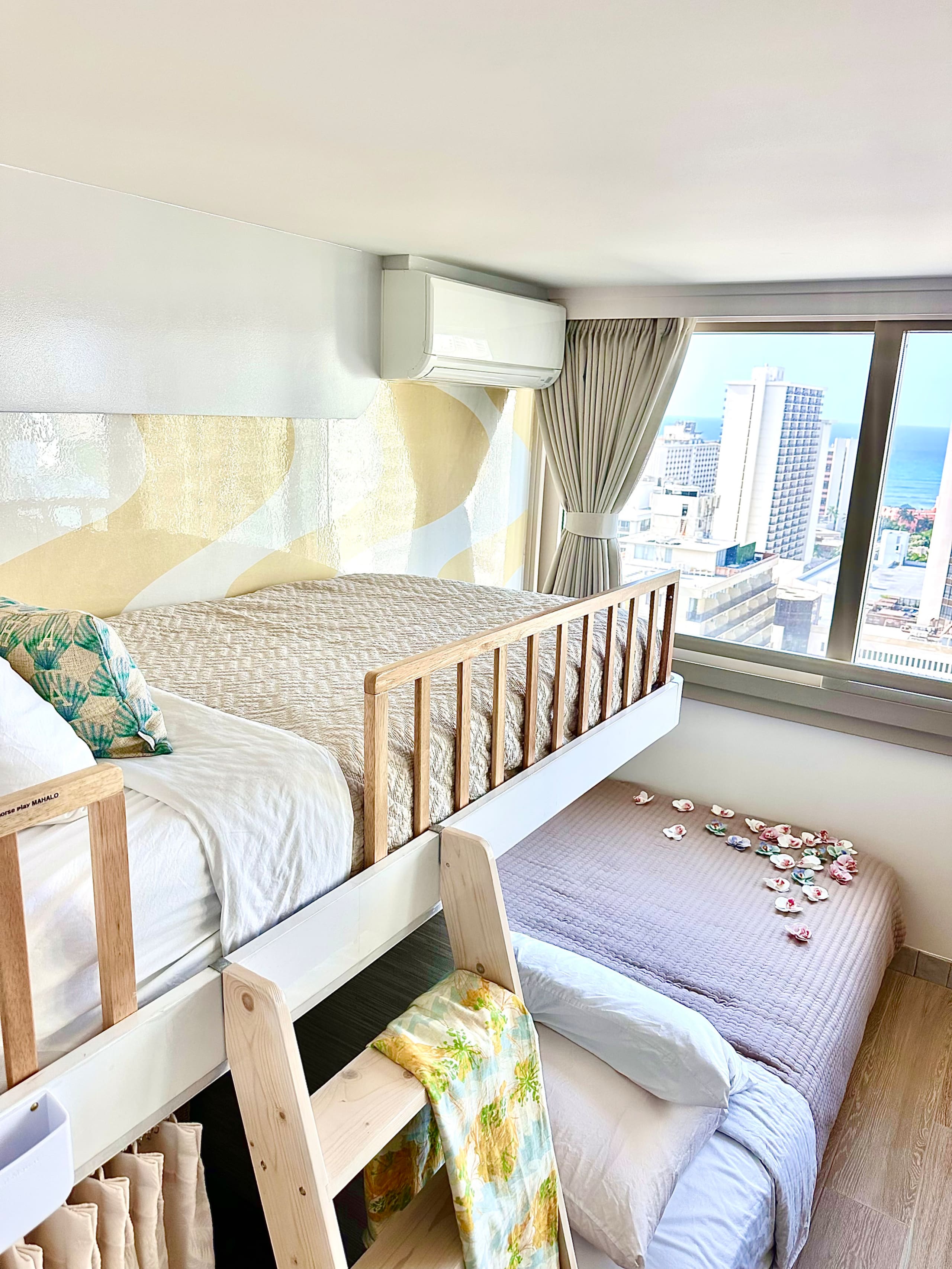 Opihi Stunning View 1BR+Fun bunk/ Parking/Washer - Image 24