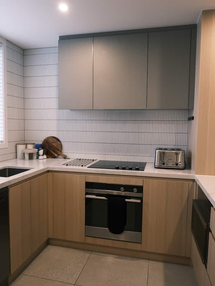 Full kitchen image 5