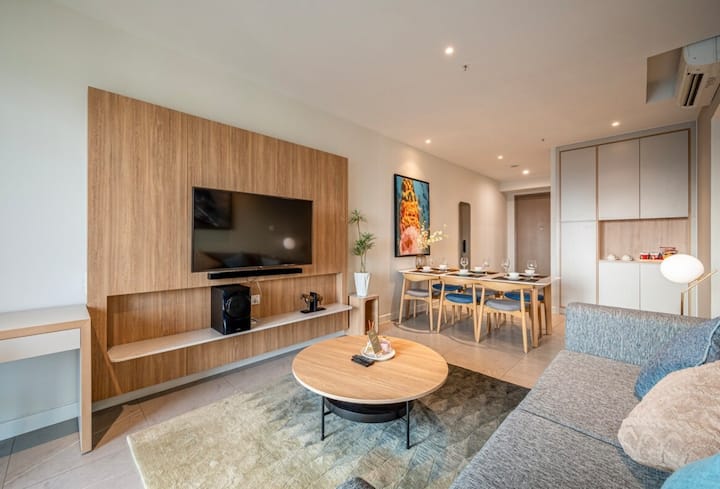 5* Zenity Apartment | 3br, Pool & Skyline View - Vietnam