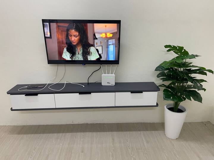 Hstay Bajet Room-3 Ac-3 Wifi-netflix 8-pack Rm150 - Paka
