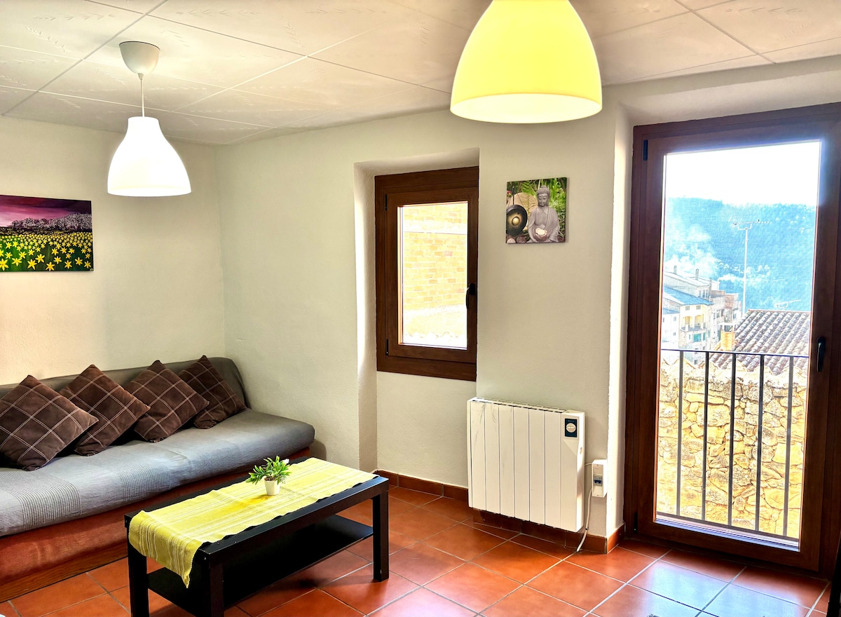 House 5 minutes from Margalef for climbers or relaxation 3