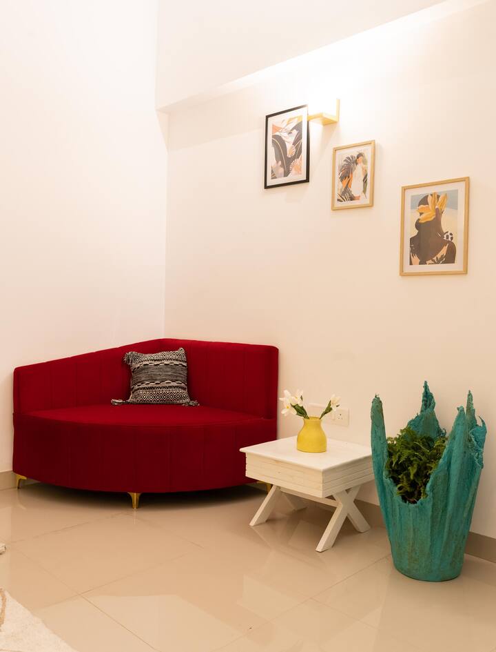 Living room image 4