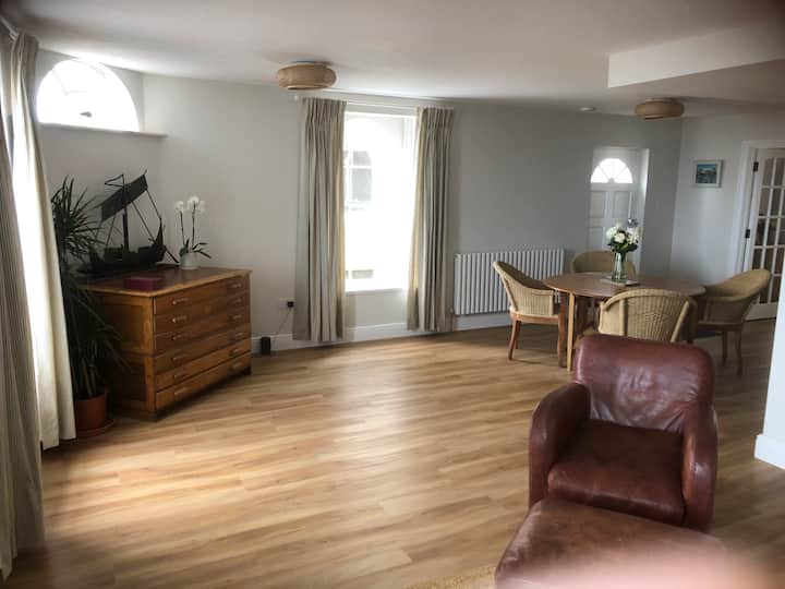 Brand New 125 Square Metre Sea View Apartment - Deal