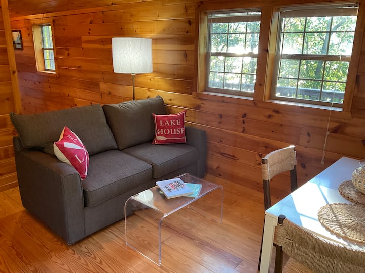 Cliff’s Edge Cottage Lakeview - Tranquil Escape - Finger Lakes, NY