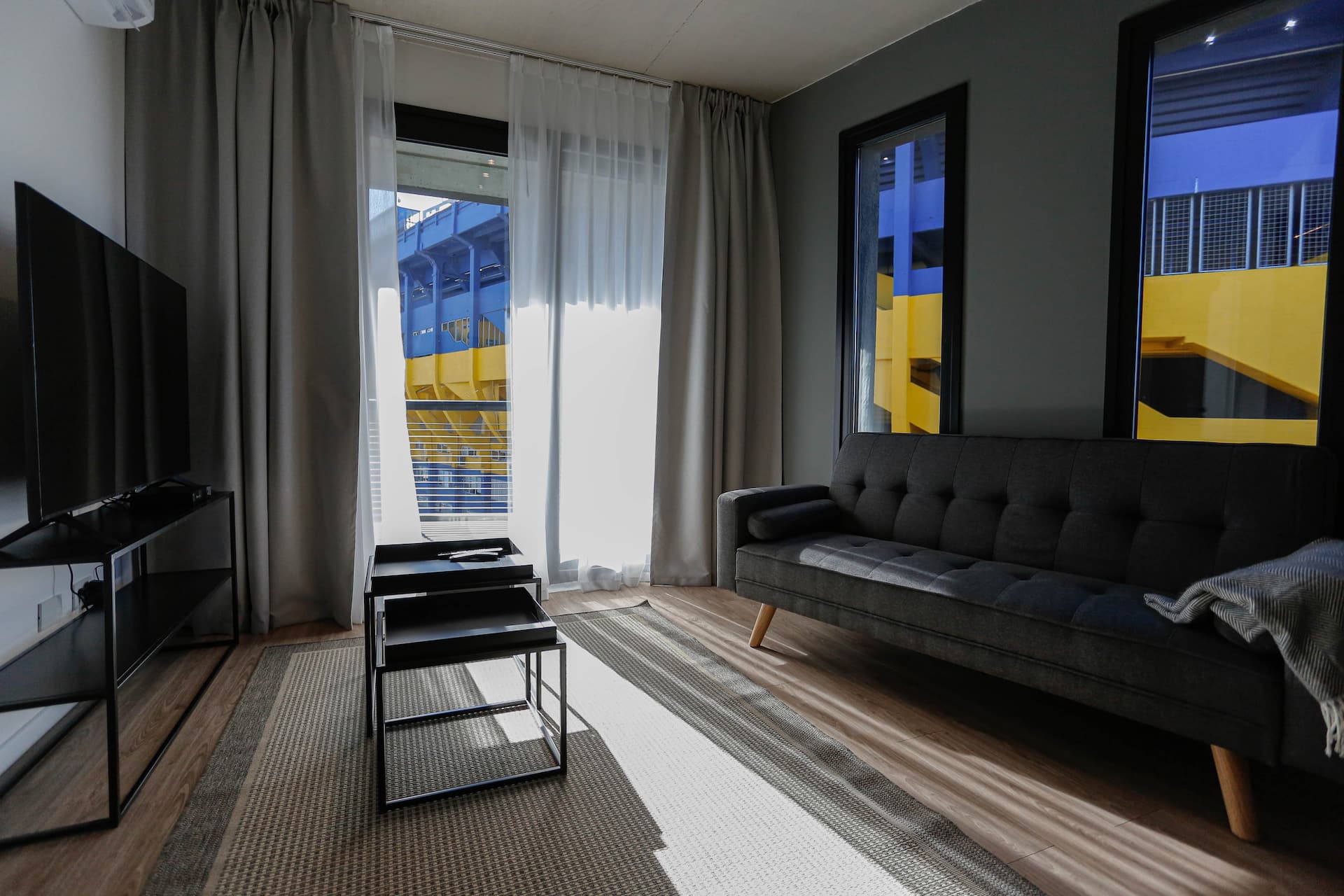 Exclusive unit meters from Caminito with breakfast