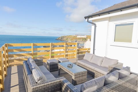 The View at Portpatrick | Hot Tub | Sea Views