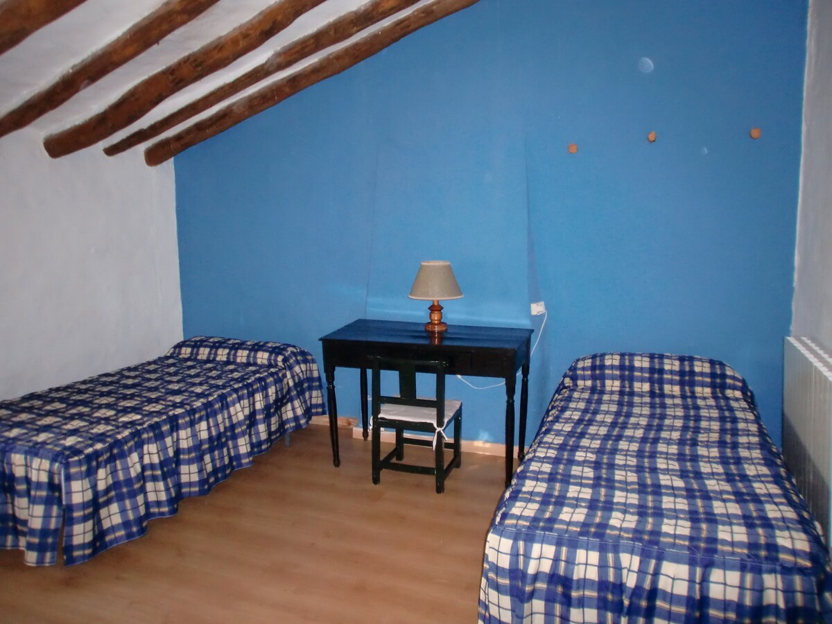 غرفة النوم 1