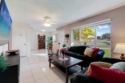 Top Airbnb: Beautiful Family Villa Big Outdoor BBQ Pool table in Miami Dade