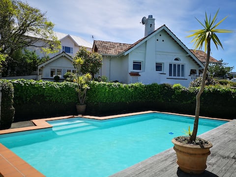 Stylish retreat with stunning views, pool & sauna