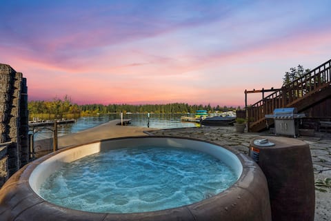 Luxury Lakefront Escape | Hot Tub & Private Dock