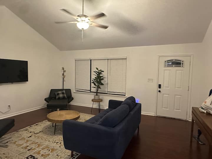 Cozy Home In New Braunfels - New Braunfels, TX