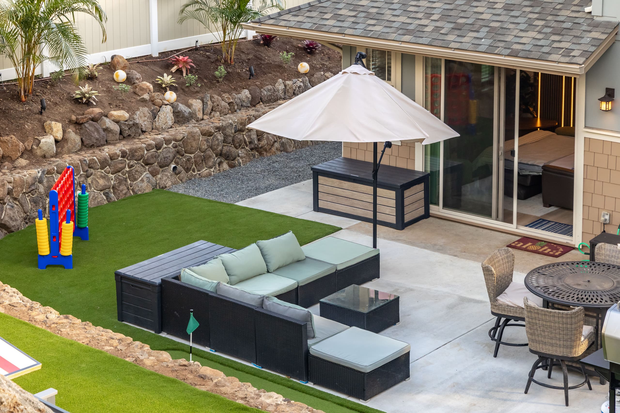 Home in Waianae · ★5.0 · 4 bedrooms · 8 beds · 2.5 private baths - Image 125