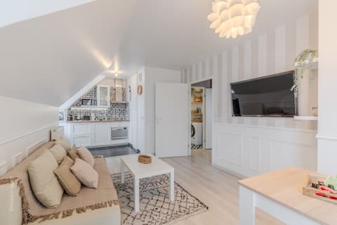 Top Airbnb: Air-conditioned apartment, ideal for Disney/Paris in Meaux