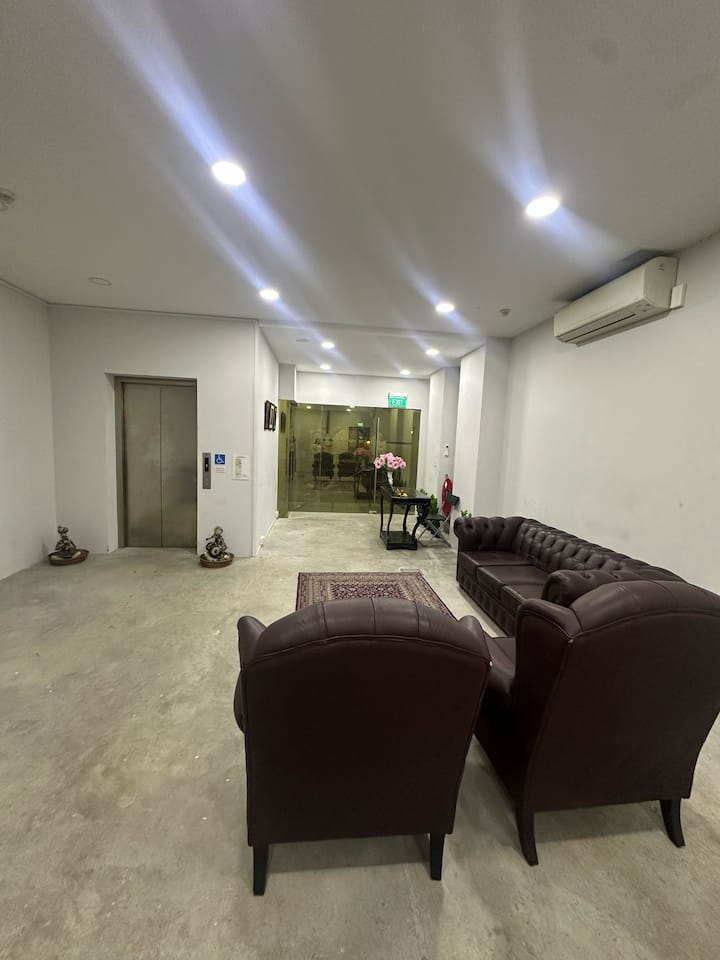 5 Bed Family Room - Changi