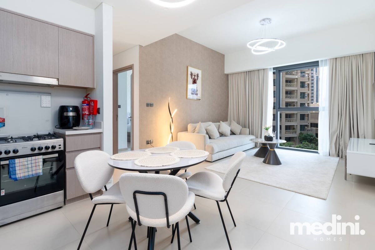 1 Bedroom Furnished Apartment | Act One / Act Two 4