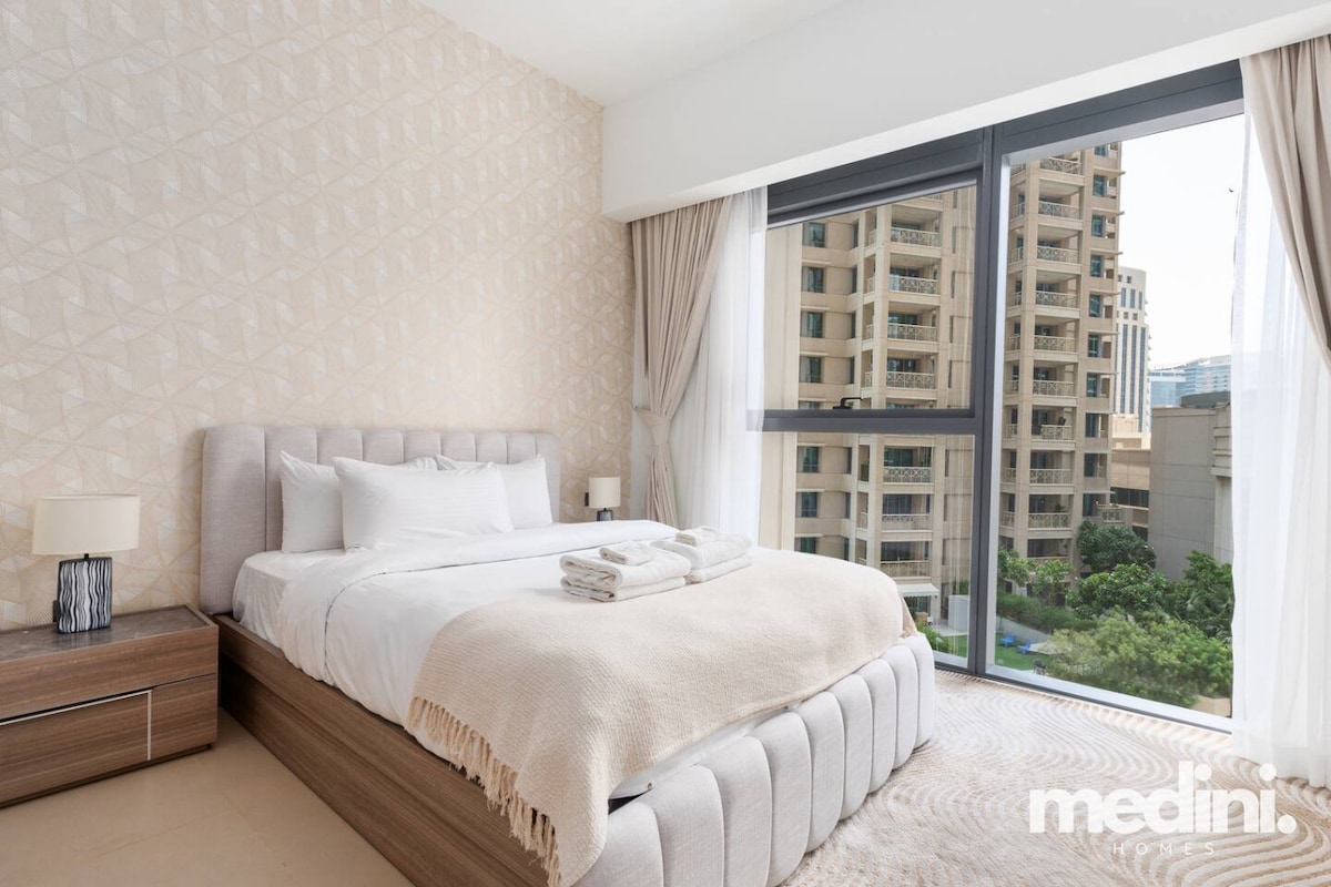 1 Bedroom Furnished Apartment | Act One / Act Two 2