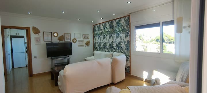 T110- Casa Con Piscina Privada Y Vistas Al Mar - Santa Susanna