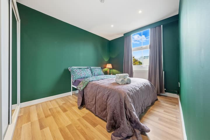 Comfortable 2 Bedroom Flat-easy Access To Central - Bloomsbury