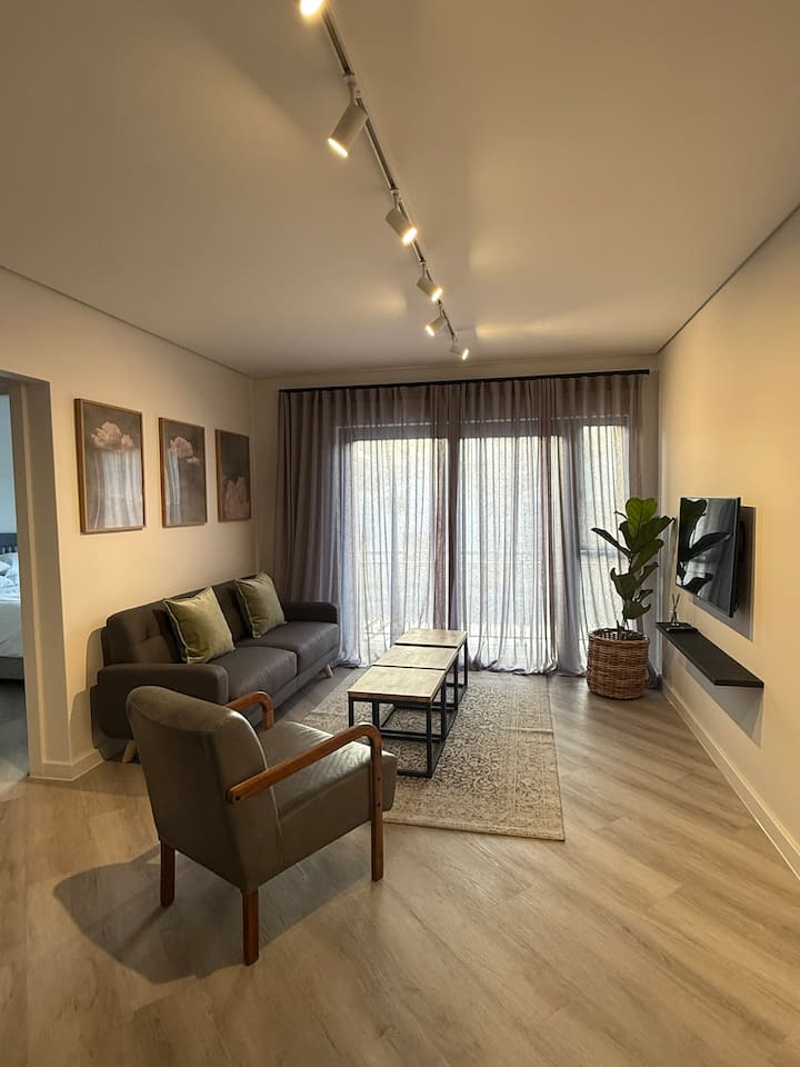 Centrally Located Apartment In Brand New Complex. - Paarl