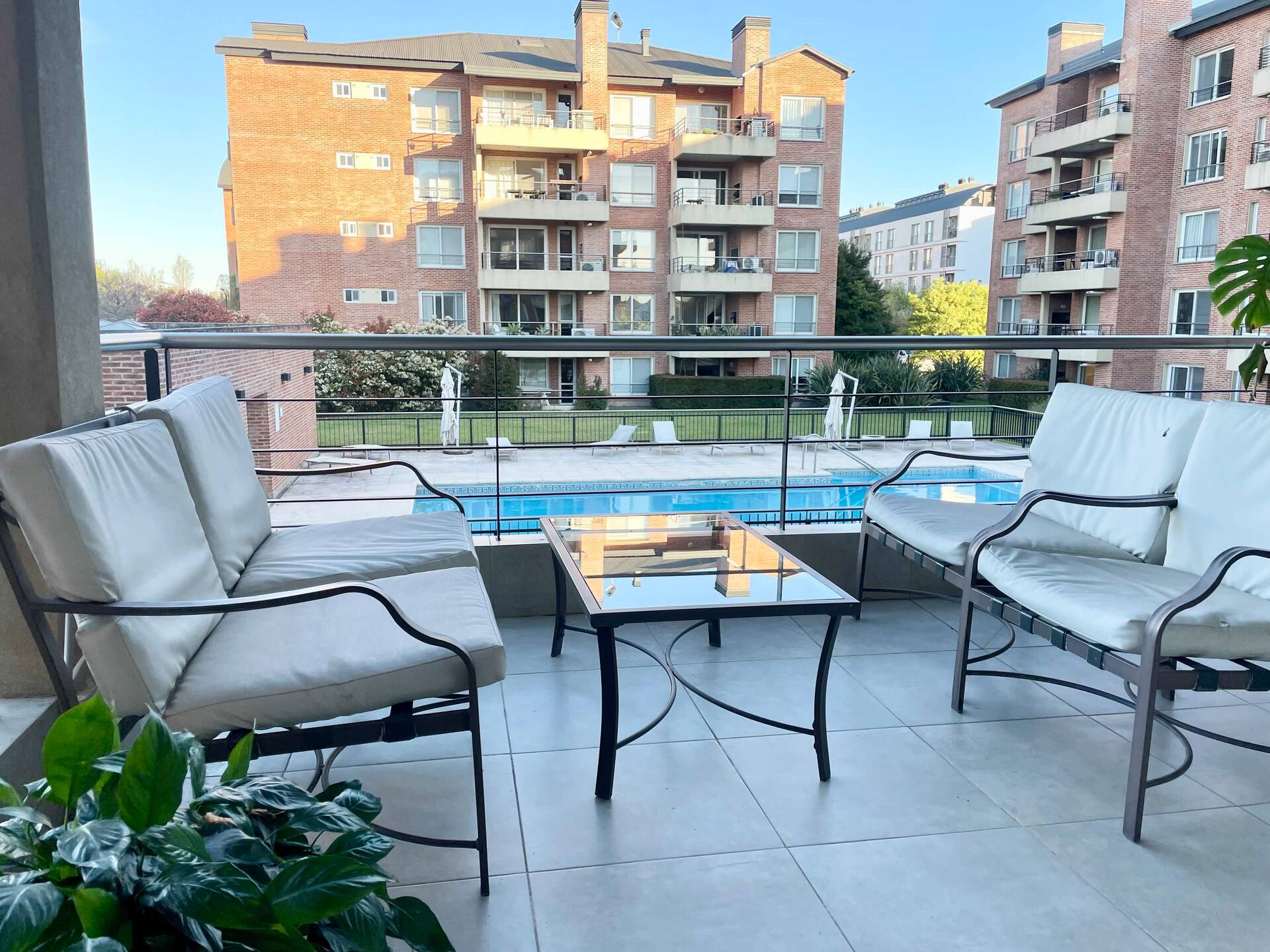 Temporary apartment with pool in Buenavista