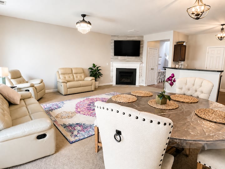 Corporate Rental - 2 Private Bathrooms - High Point, NC