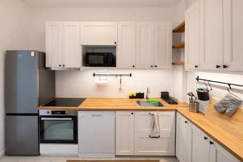 Popular Airbnb listing: Cozy Modern Studio in the Heart of Berlin in Pankow